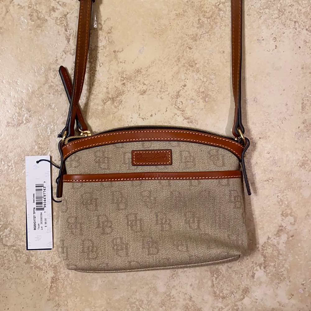 Dooney & Bourke crossbody bag